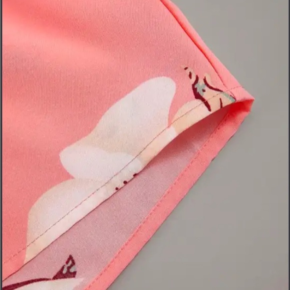 Plus Floral Print Belted Shorts colour pink - Picture 3 of 3